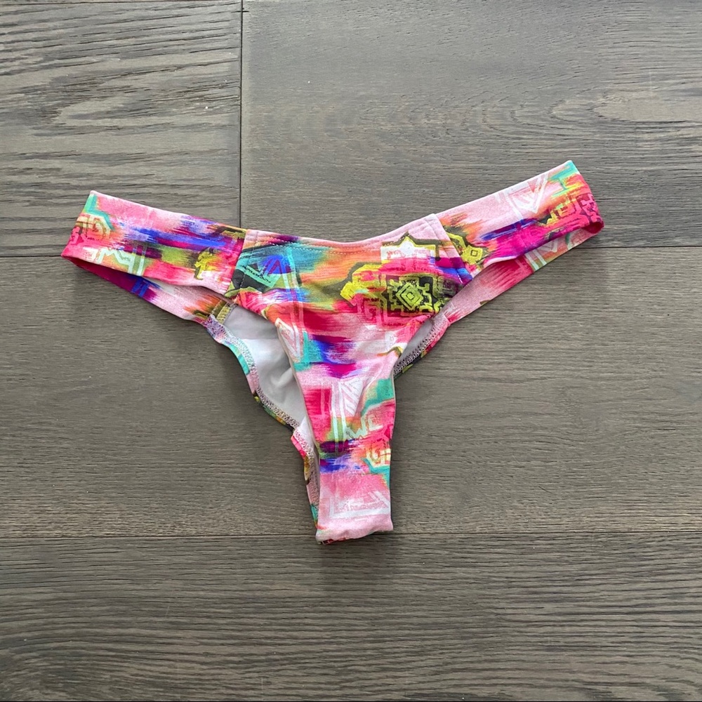Montce swim cheeky/thong printed bottoms